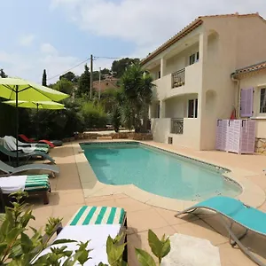 La Bastide Des Pins Couette-café